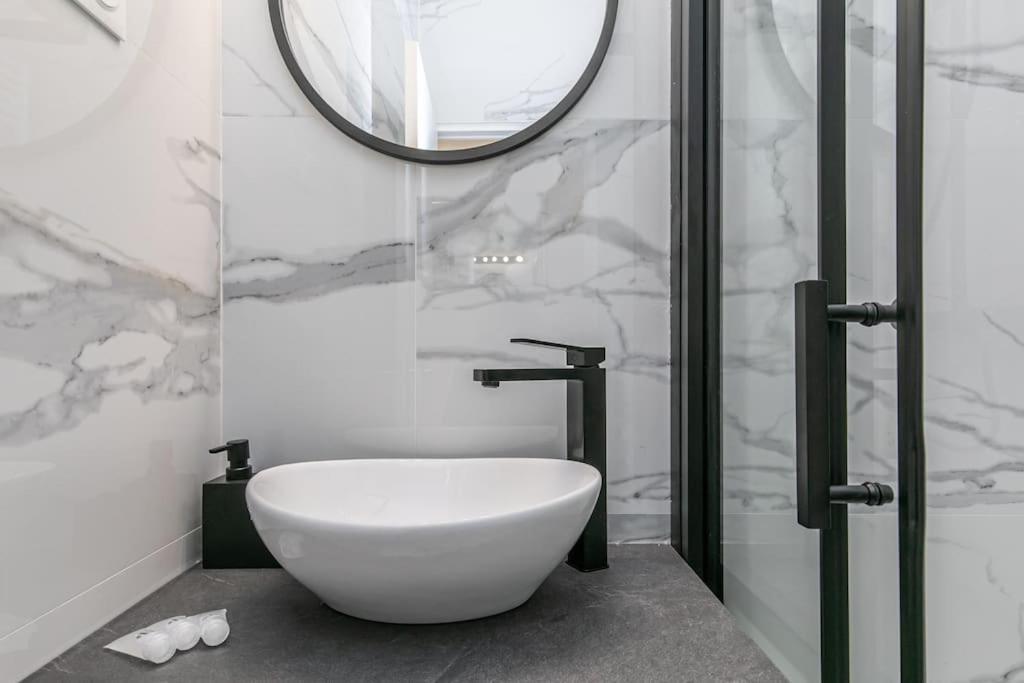 Mba Splendide Appart - Le Raincy - Banlieue Paris Villemomble Esterno foto